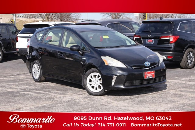 more details - toyota prius v