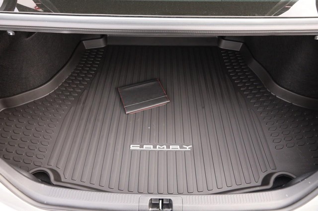 Toyota Camry Vehicle Image 07