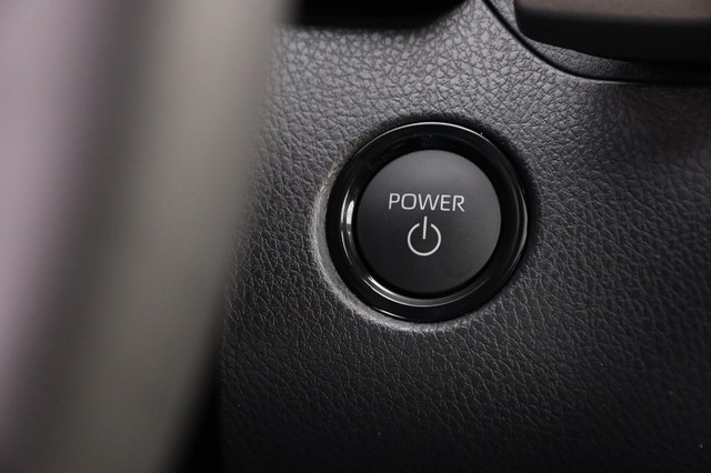 Toyota Camry Vehicle Image 15