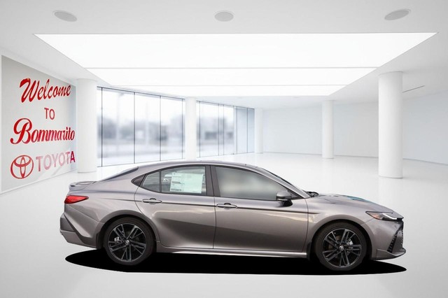 Toyota Camry Vehicle Image 05