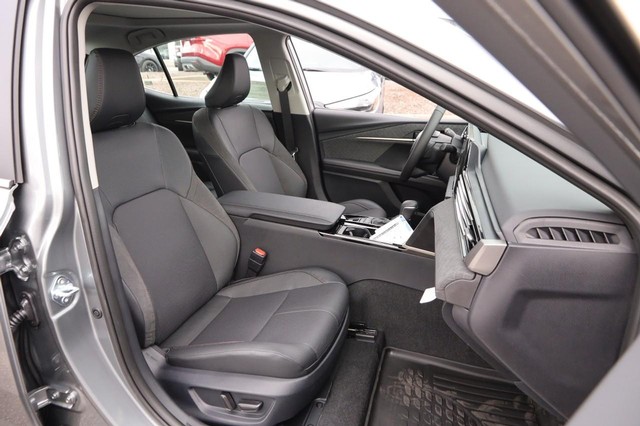 Toyota Camry Vehicle Image 27