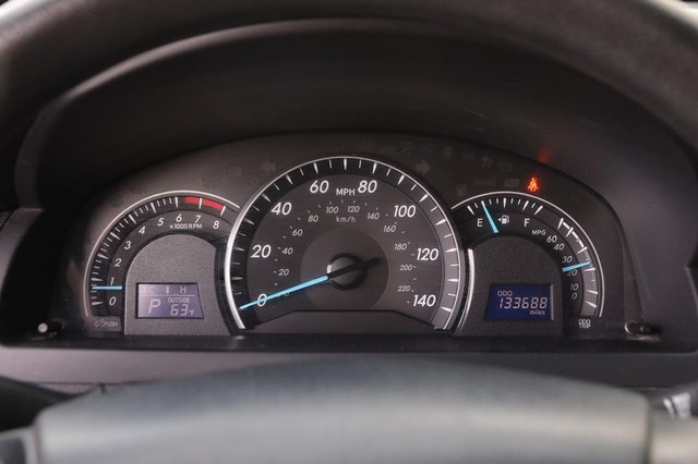 Toyota Camry Vehicle Image 13