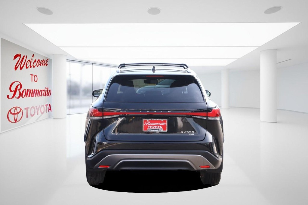 Lexus RX Vehicle Full-screen Gallery Image 6