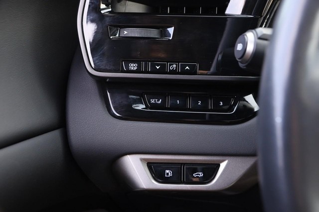 Lexus RX Vehicle Image 21