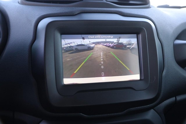 Jeep Renegade Vehicle Image 16