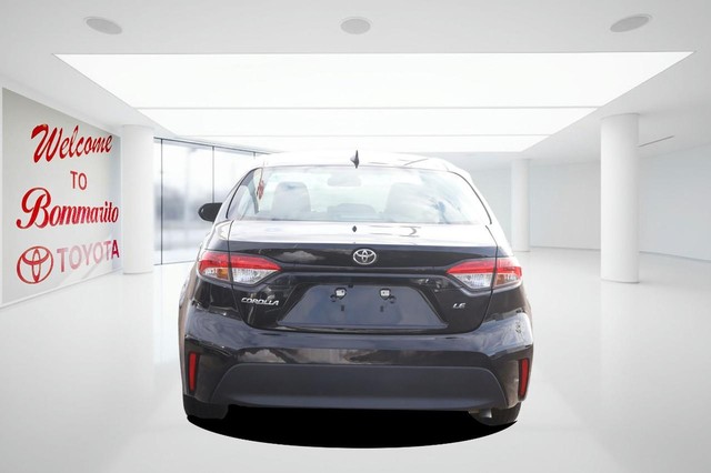 Toyota Corolla Vehicle Image 06