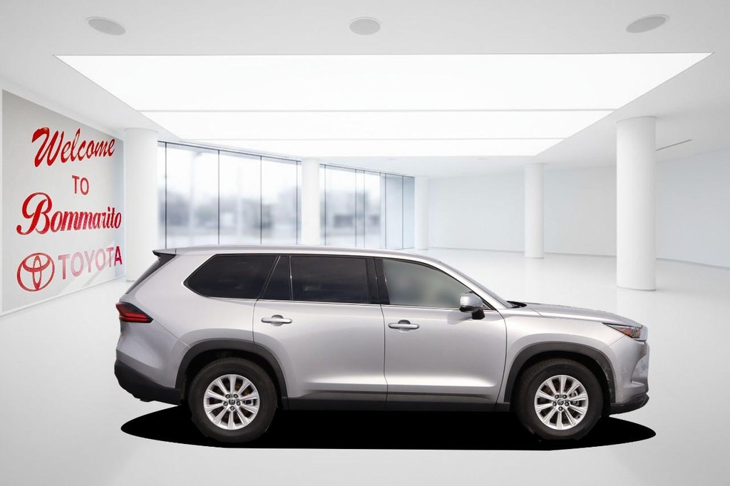 Toyota Grand Highlander Vehicle Full-screen Gallery Image 5