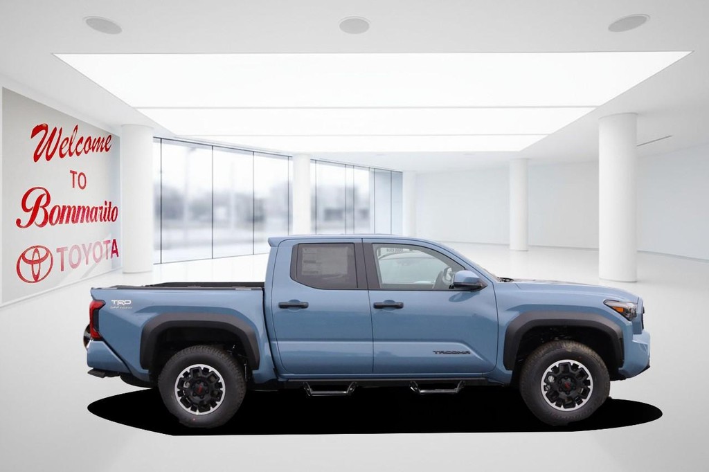 Toyota Tacoma 4WD Vehicle Full-screen Gallery Image 5