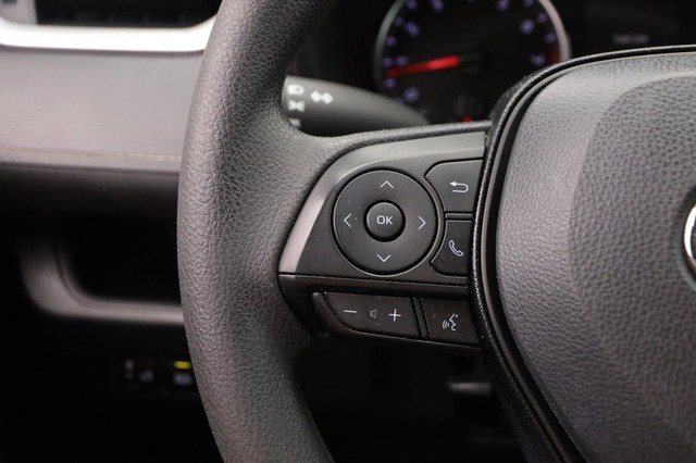 Toyota RAV4 Vehicle Image 06