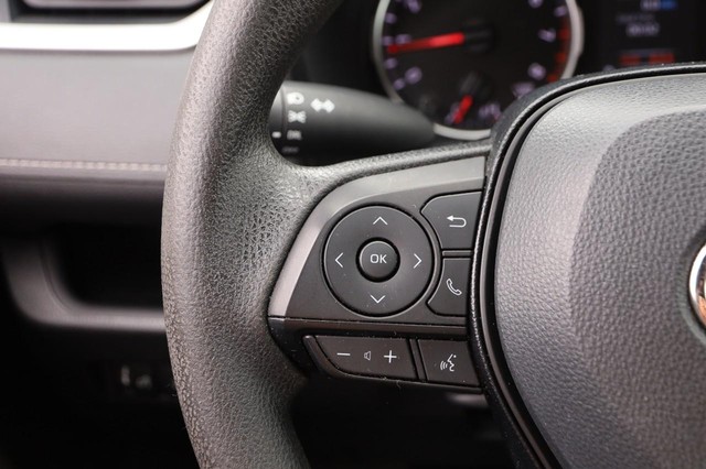 Toyota RAV4 Vehicle Image 14