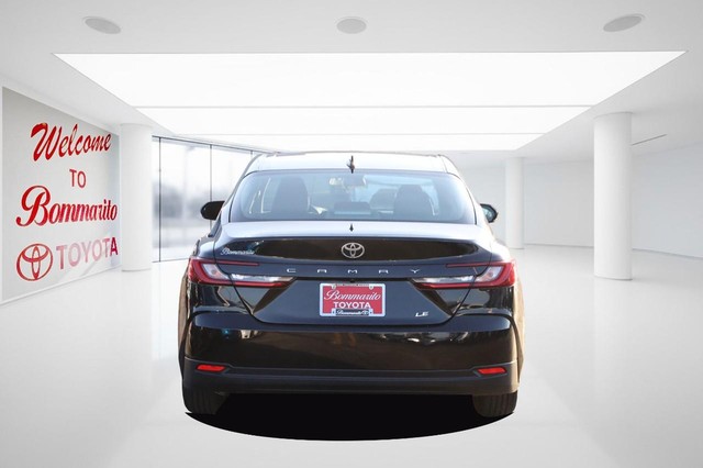 Toyota Camry Vehicle Image 06