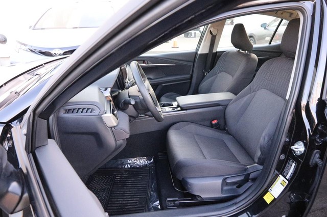 Toyota Camry Vehicle Image 08