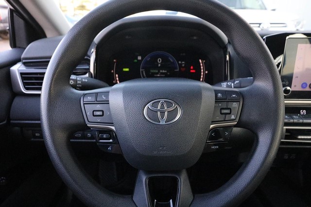 Toyota Camry Vehicle Image 10