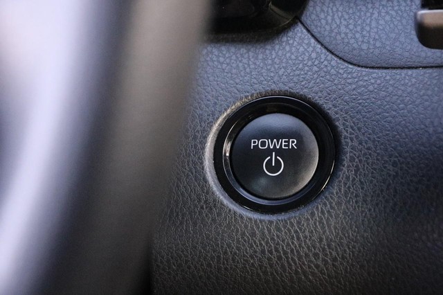 Toyota Camry Vehicle Image 14