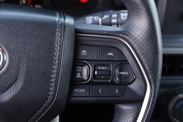 Toyota 4Runner Vehicle Image 12