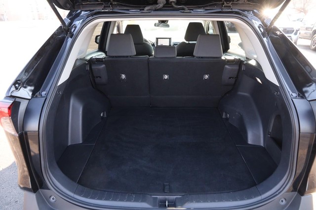 Toyota RAV4 Vehicle Image 07