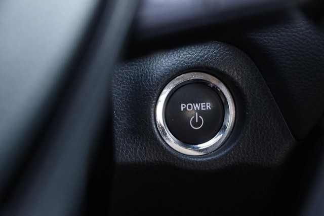 Toyota RAV4 Vehicle Image 14