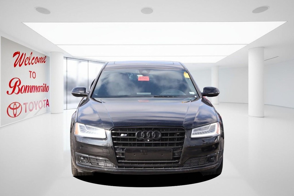 Audi A8 L Vehicle Full-screen Gallery Image 04