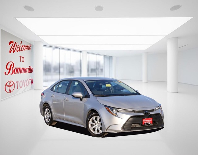 Toyota Corolla Vehicle Image 02