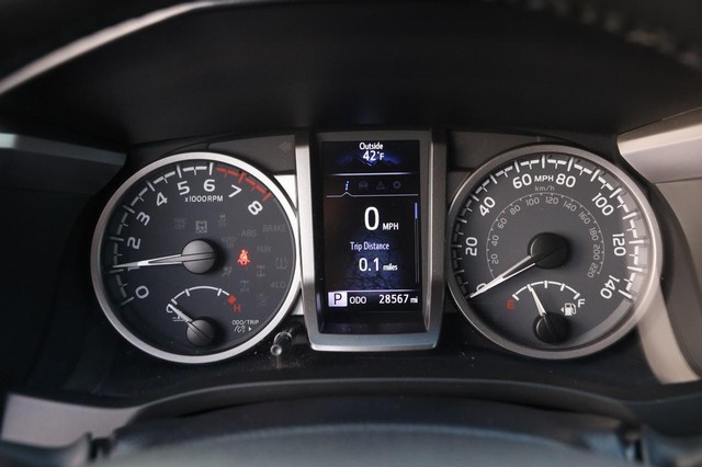 Toyota Tacoma 4WD Vehicle Image 14