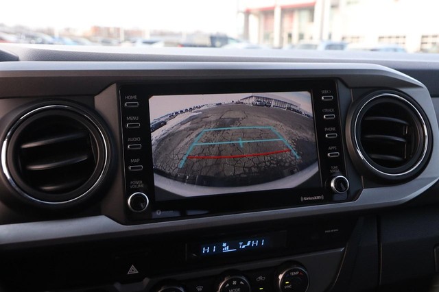 Toyota Tacoma 4WD Vehicle Image 16