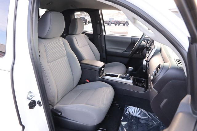 Toyota Tacoma 4WD Vehicle Image 25