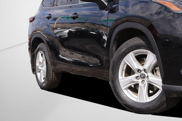Toyota Highlander Vehicle Image 03