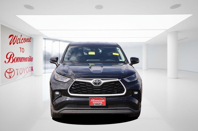 Toyota Highlander Vehicle Image 04