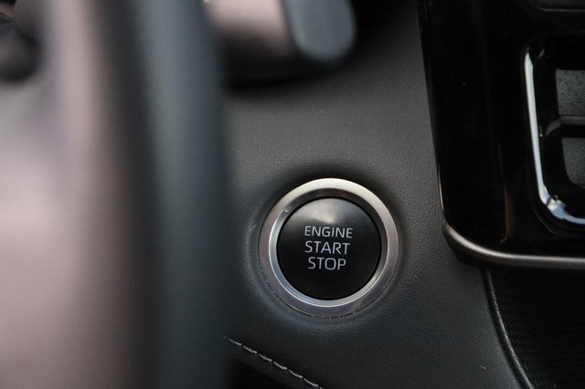 Toyota Highlander Vehicle Image 16