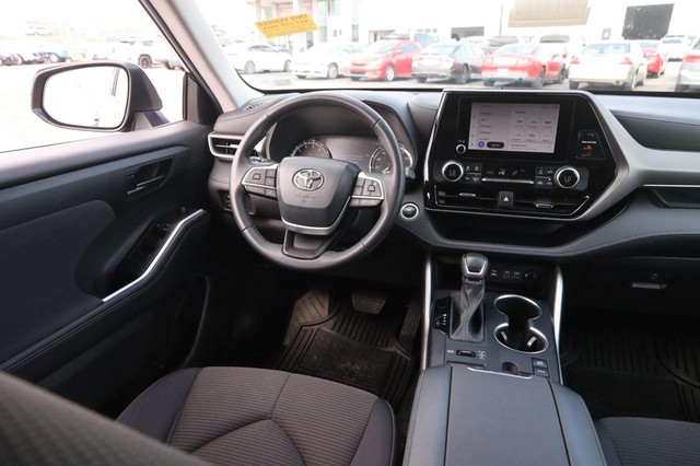 Toyota Highlander Vehicle Image 23