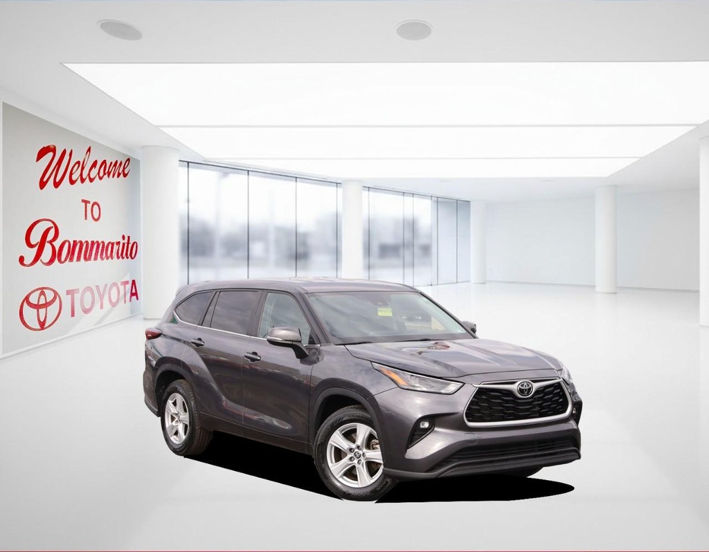 Toyota Highlander Vehicle Full-screen Gallery Image 2