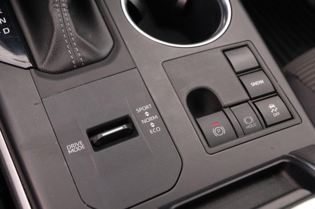 Toyota Highlander Vehicle Full-screen Gallery Image 20