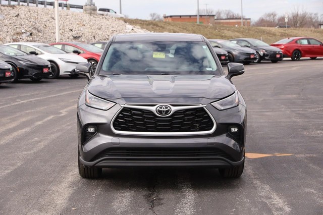 Toyota Highlander Vehicle Image 04