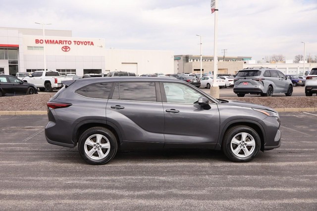 Toyota Highlander Vehicle Image 05