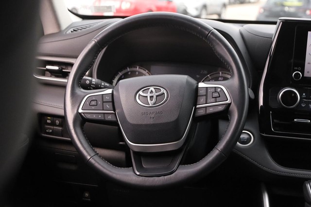 Toyota Highlander Vehicle Image 24