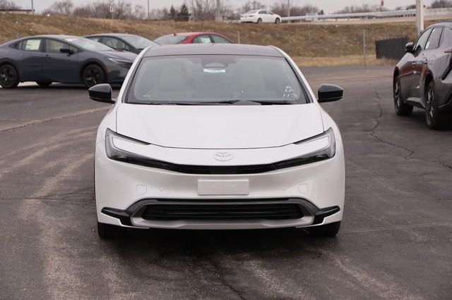 Toyota Prius Vehicle Image 05