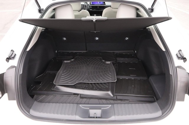 Toyota Prius Vehicle Image 08