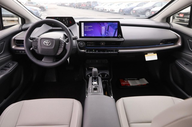 Toyota Prius Vehicle Image 22