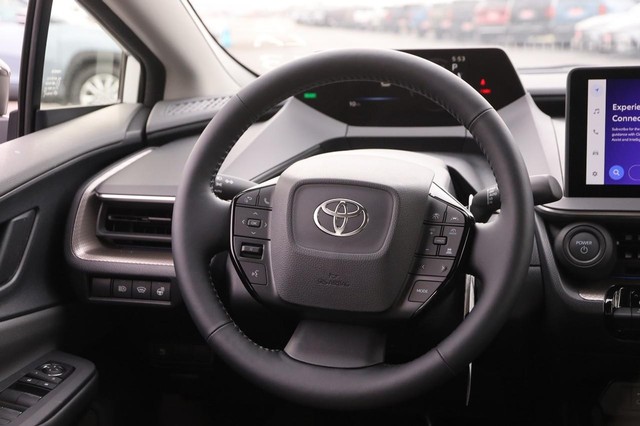 Toyota Prius Vehicle Image 24