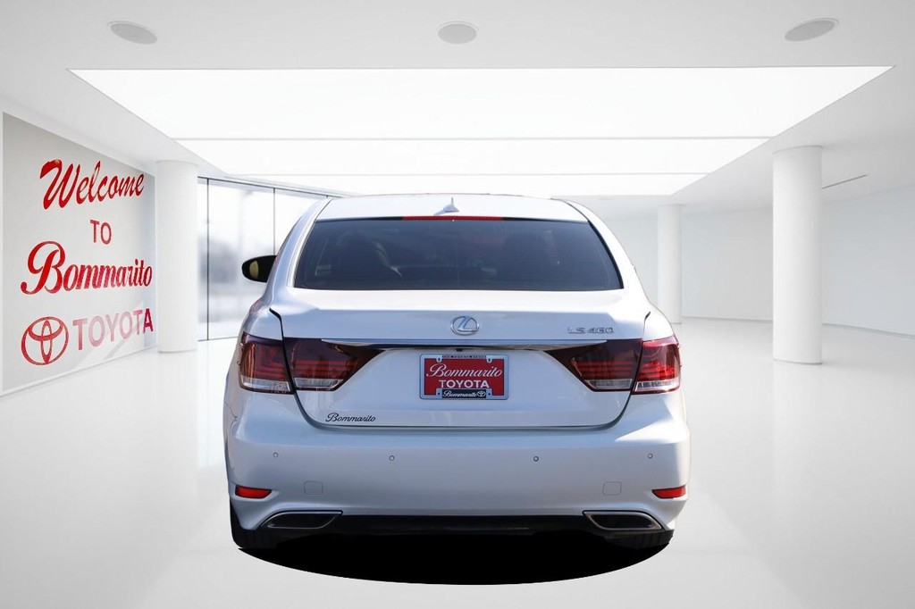 Lexus LS 460 Vehicle Full-screen Gallery Image 6