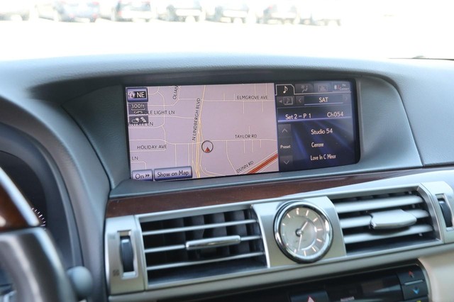 Lexus LS 460 Vehicle Image 16