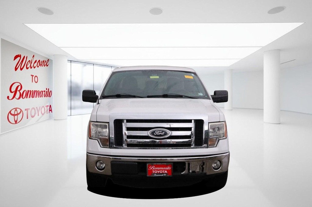 Ford F-150 Vehicle Full-screen Gallery Image 04