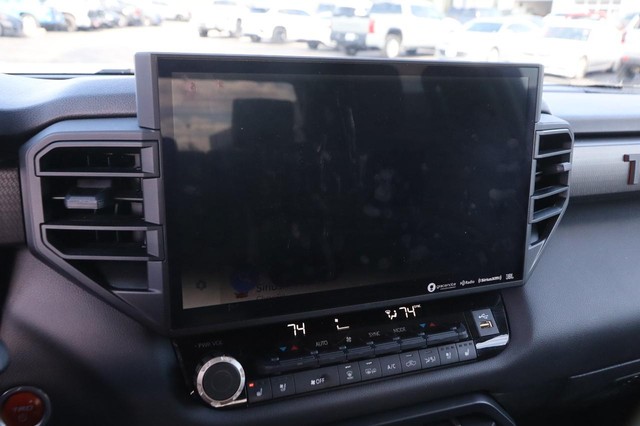 Toyota Tundra 4WD Vehicle Image 16