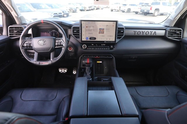 Toyota Tundra 4WD Vehicle Image 25