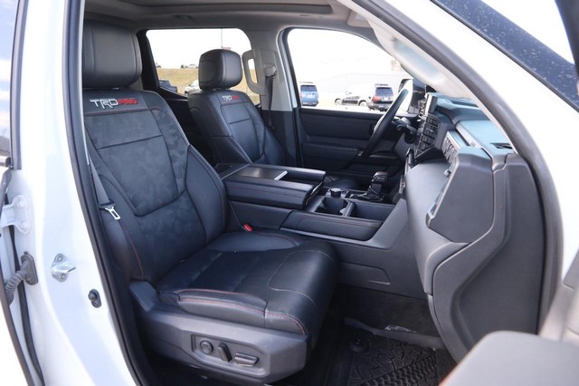 Toyota Tundra 4WD Vehicle Image 30