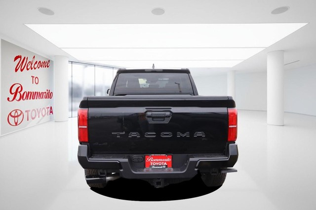 Toyota Tacoma Vehicle Image 06