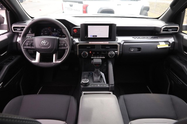 Toyota Tacoma Vehicle Image 23