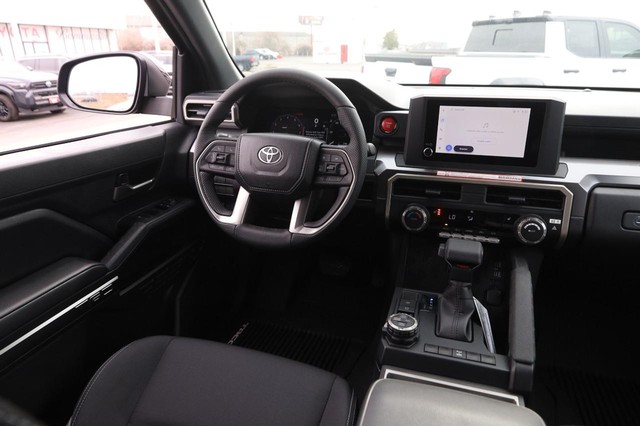 Toyota Tacoma Vehicle Image 24