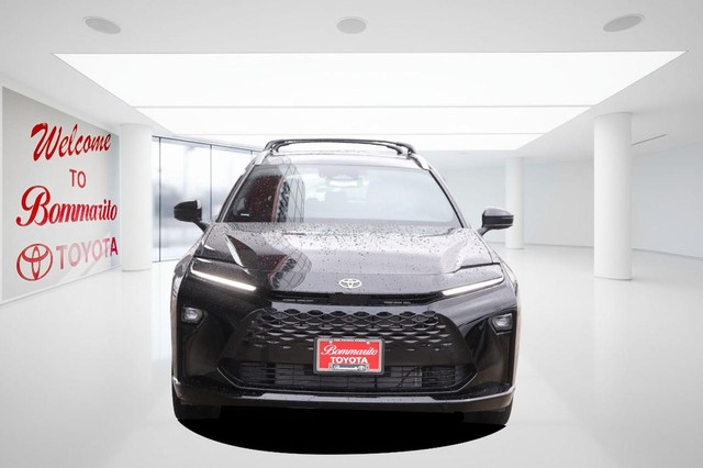 Toyota Crown Signia Vehicle Image 04