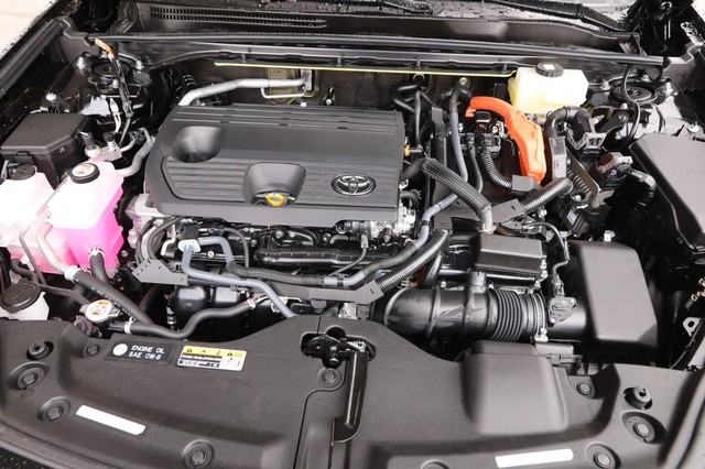 Toyota Crown Signia Vehicle Image 34